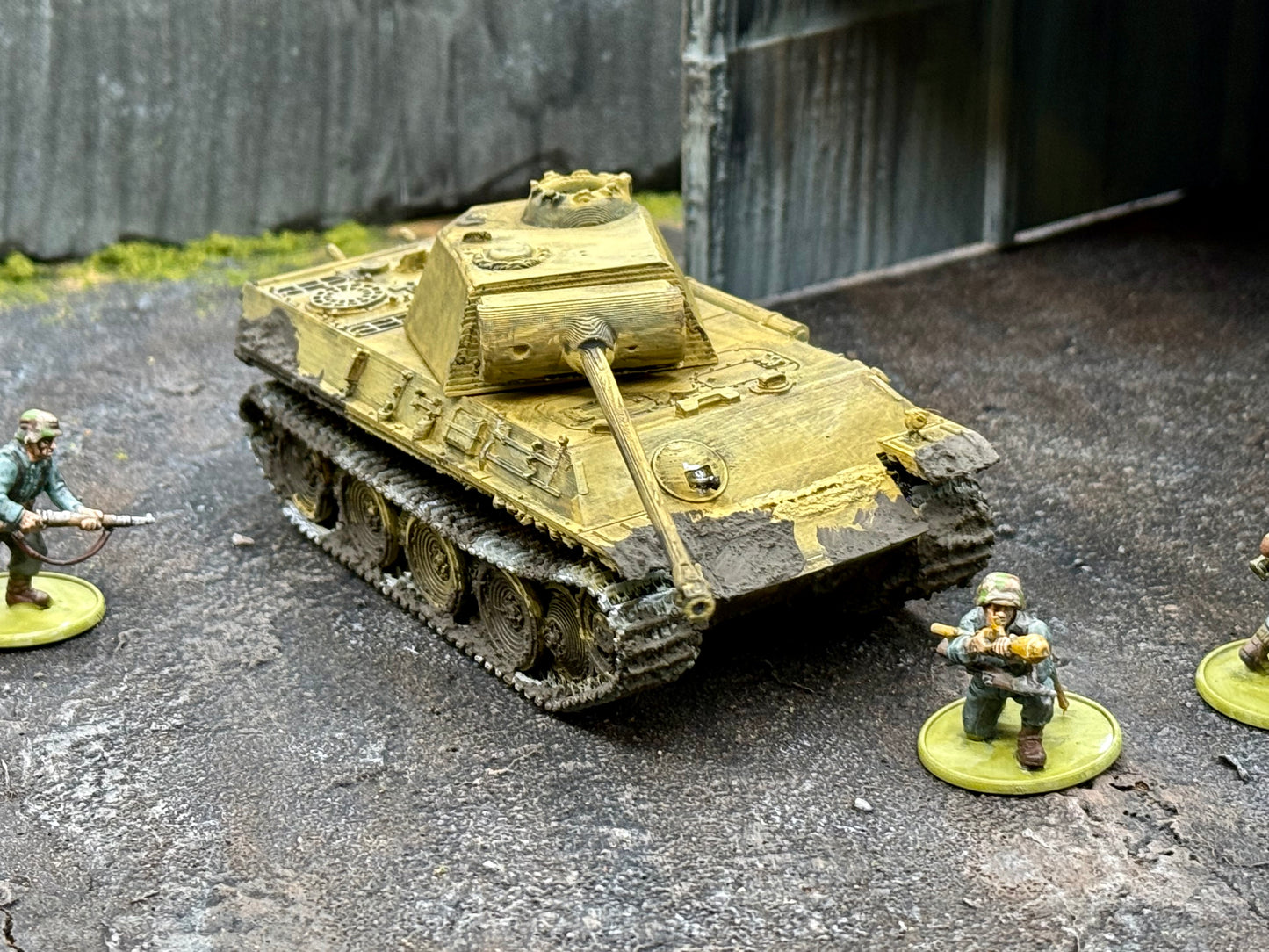 Panther Tank #014