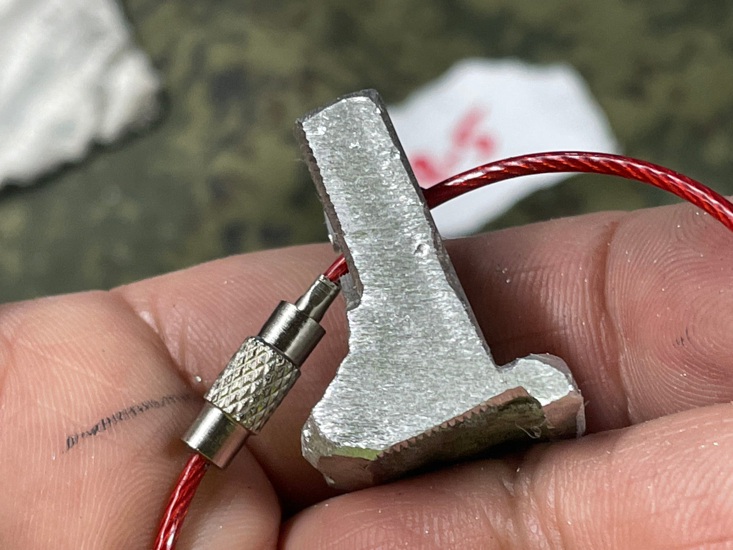 SU-34 (RF-81251 / 31 Red) Fuselage Keychain —FREE SHIPPING