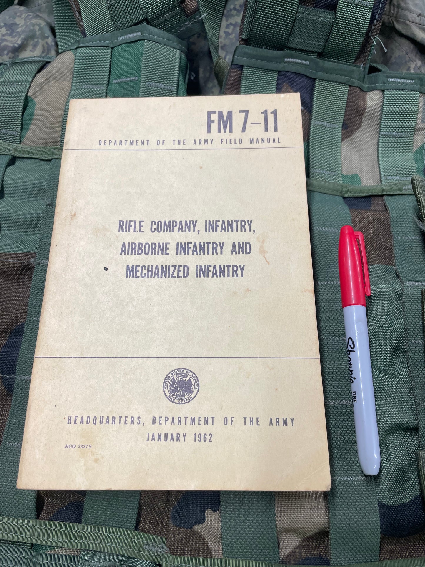 US Army - “RIFLE COMPANY, INFANTRY, AIRBORNE INFANTRY AND MECHANIZED INFANTRY” FM 7-11 - January 1962 Original —FREE SHIPPING