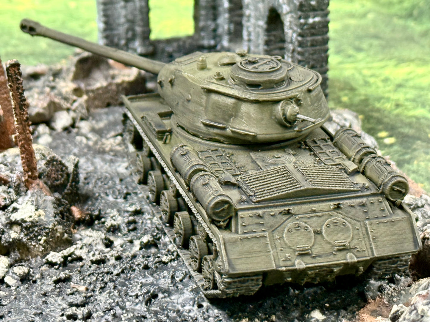 Soviet IS-2 Super Heavy Tank #002