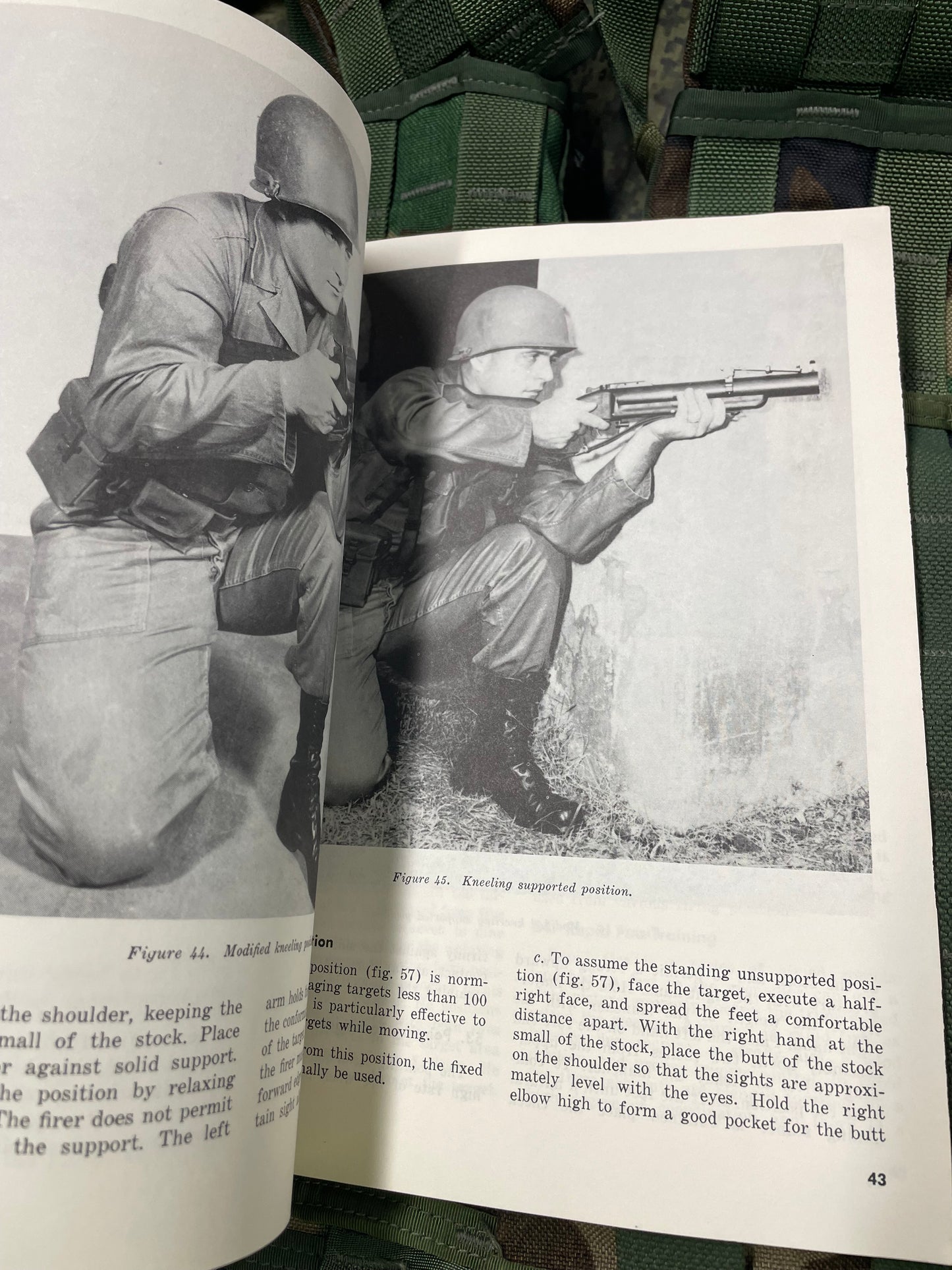 US Army - “40MM GRENADE LAUNCHER, M79” FM 23-31 - April 1965 Original —FREE SHIPPING