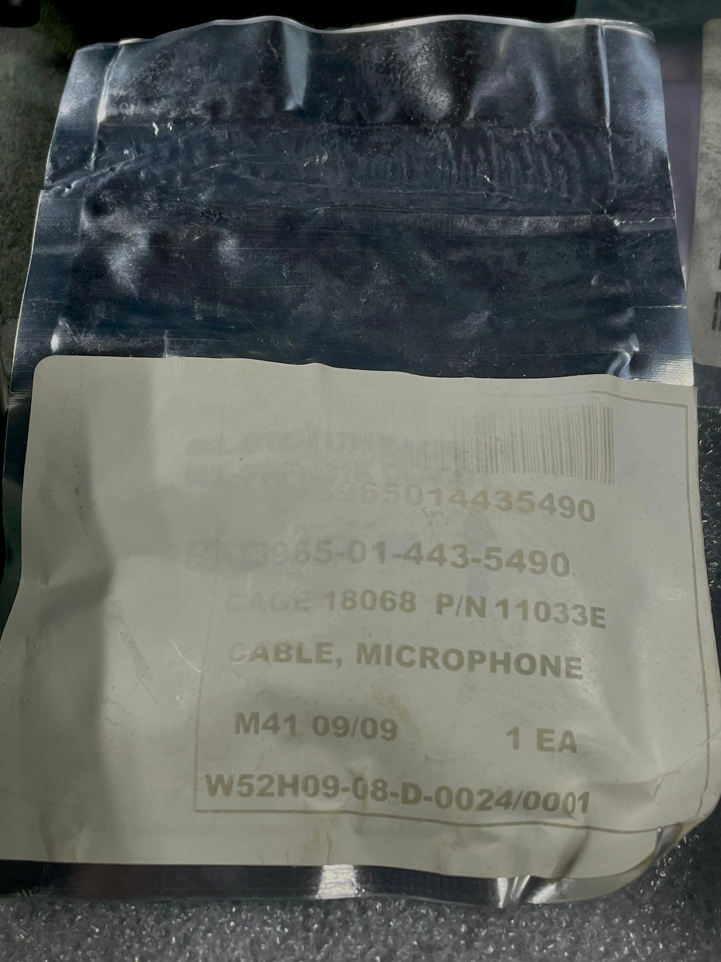 Avon FM53 Gas Mask - Size Medium - Complete Kit —FREE SHIPPING
