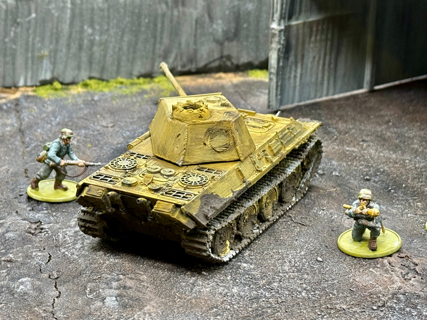 Panther Tank #014
