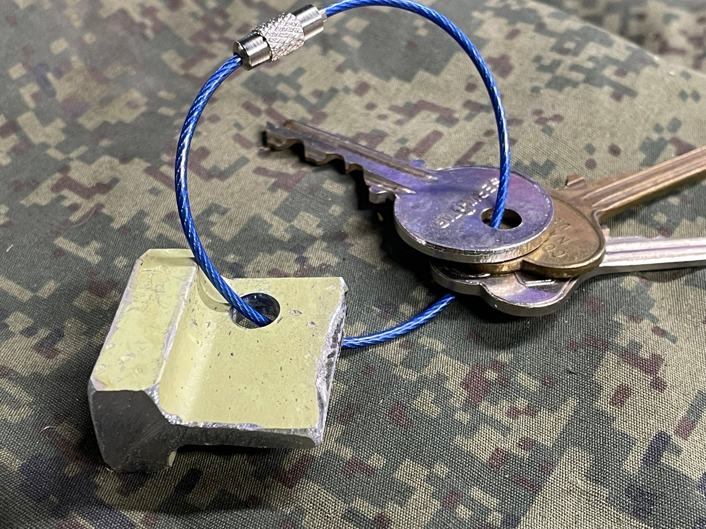 SU-24M Fencer (RF-93798 48 B) - Keychain #3
