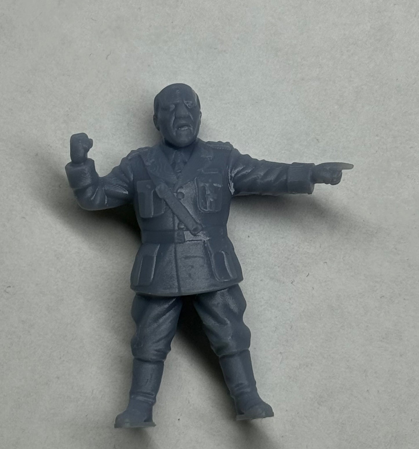 Mussolini - Pointing