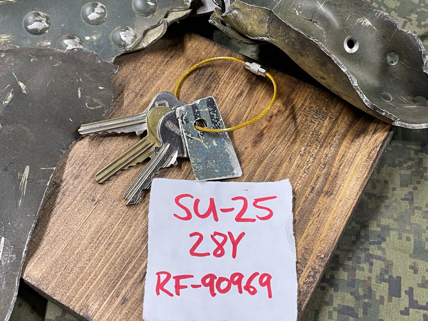 SU-25 (RF-90969 / 28 Y) Keychain #12B —FREE SHIPPING