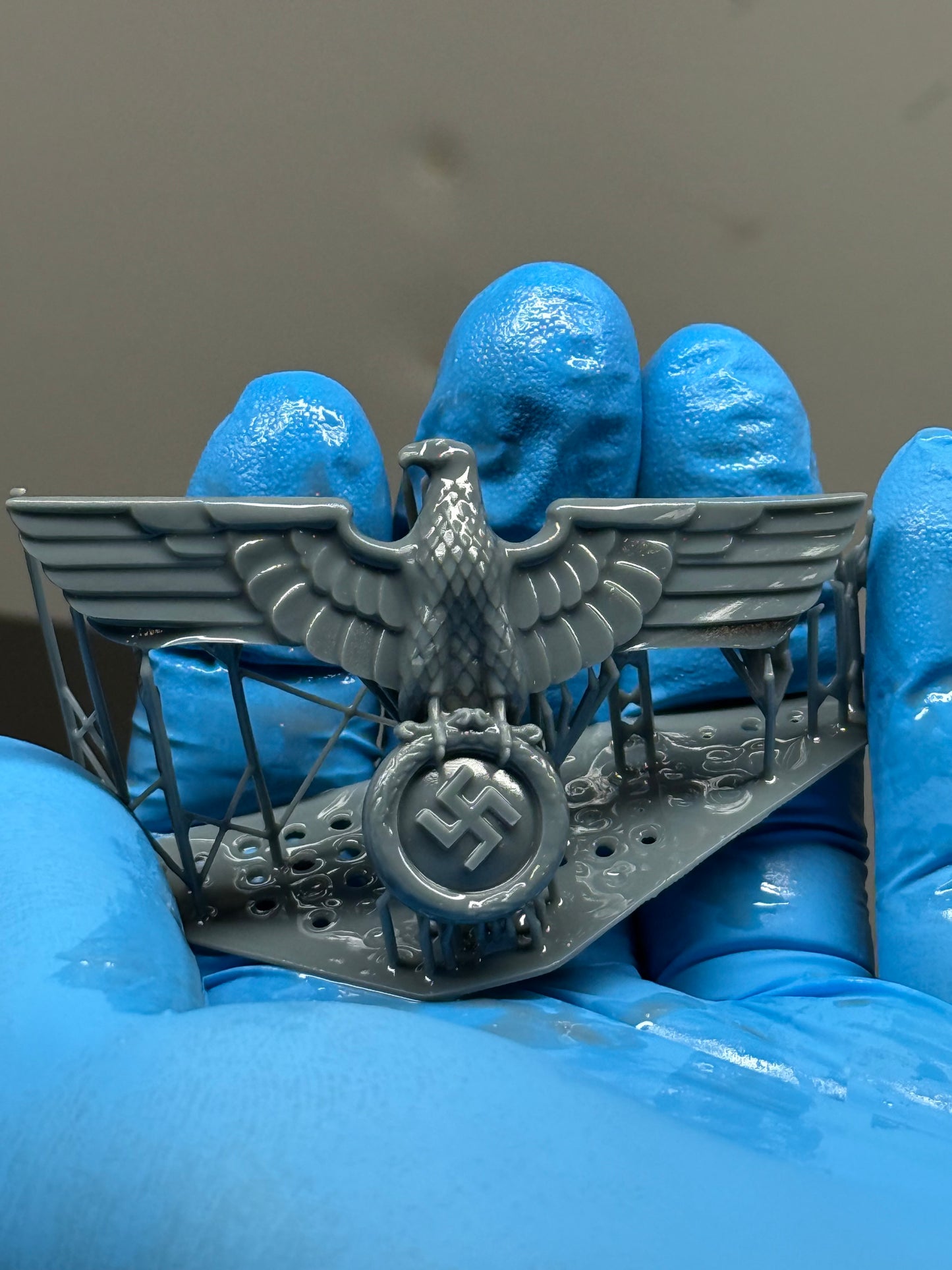 Eagle Building Topper with block mount