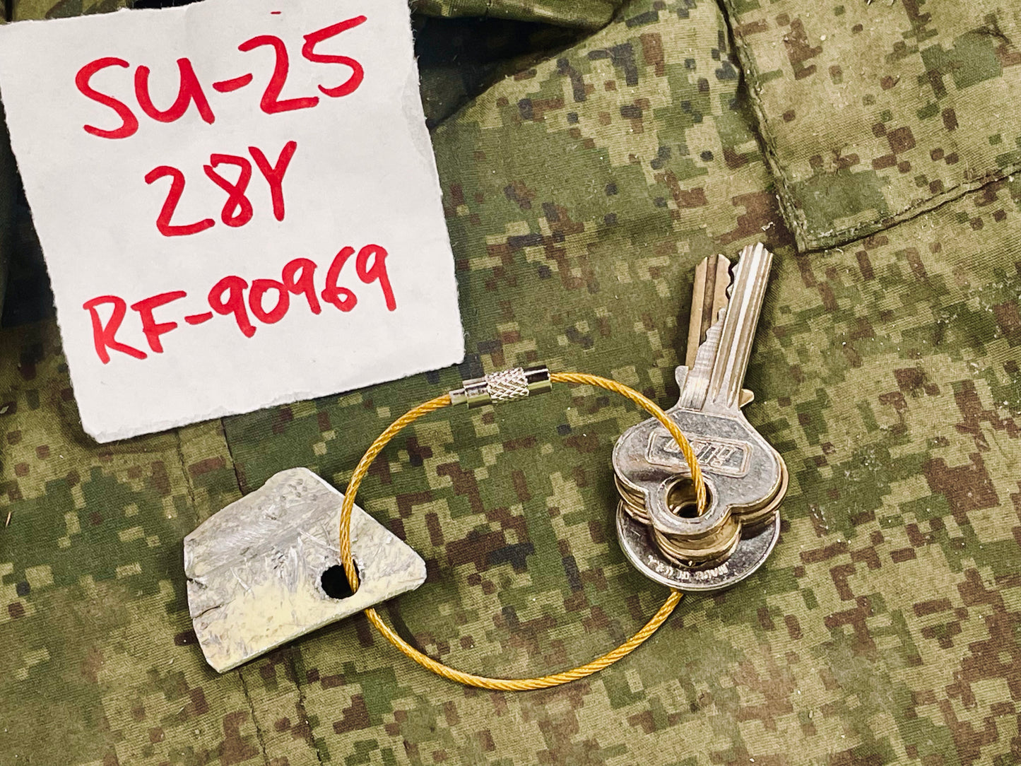 SU-25 (RF-90969 / 28 Y) Keychain #21