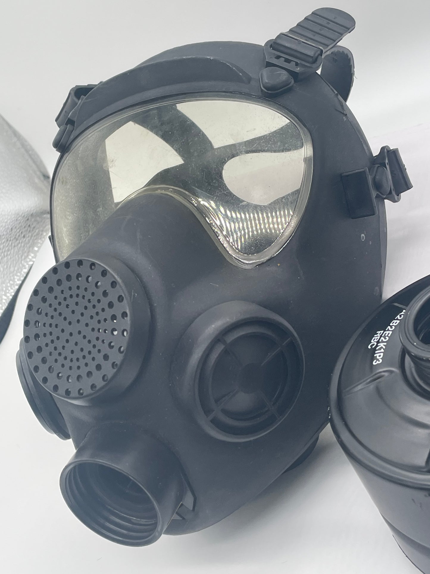 French ARF-A NATO 40mm Gas Mask —FREE SHIPPING