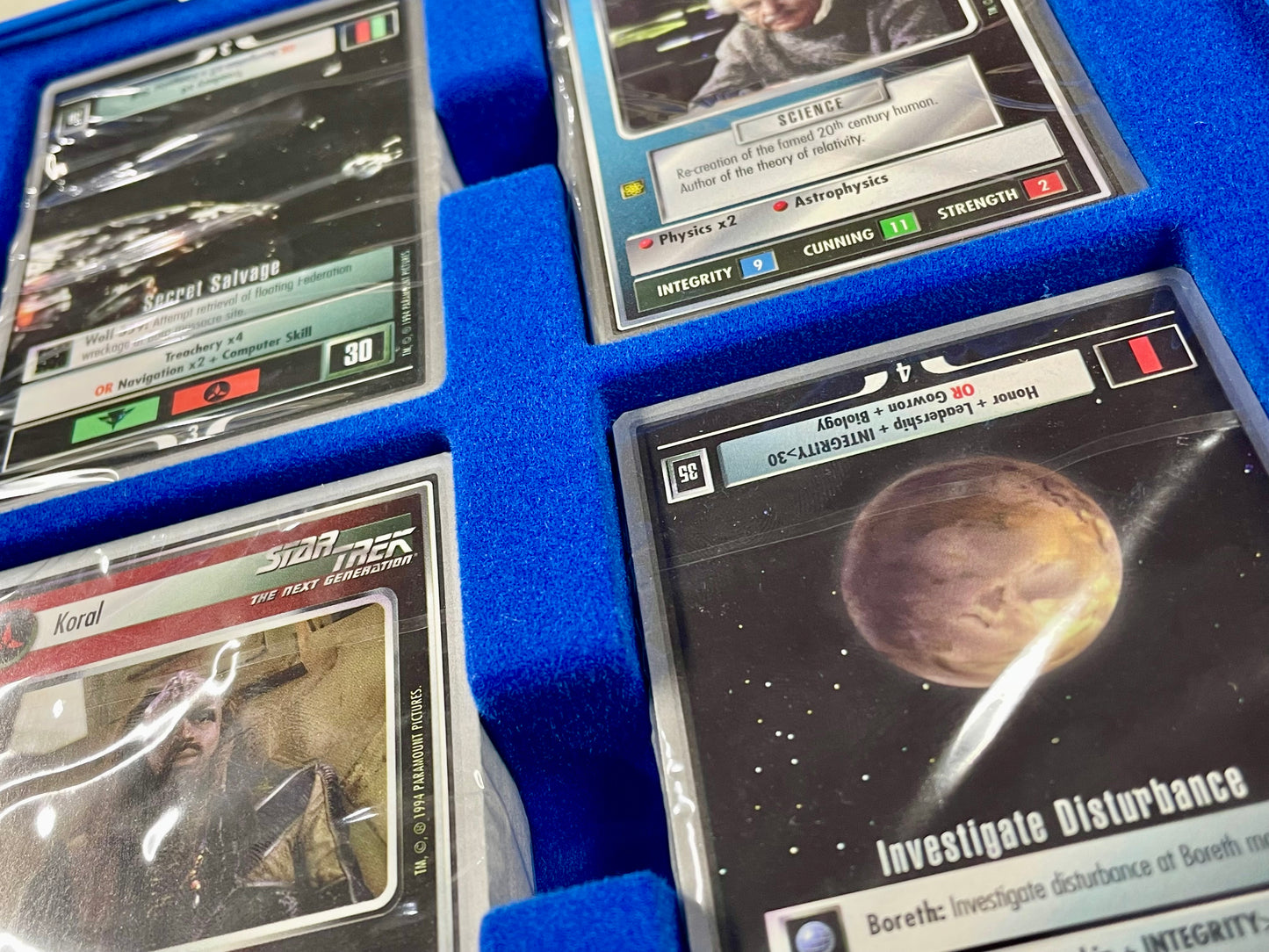 Star Trek CCG - 1E Collector’s Tin - Silver Border - FREE SHIPPING