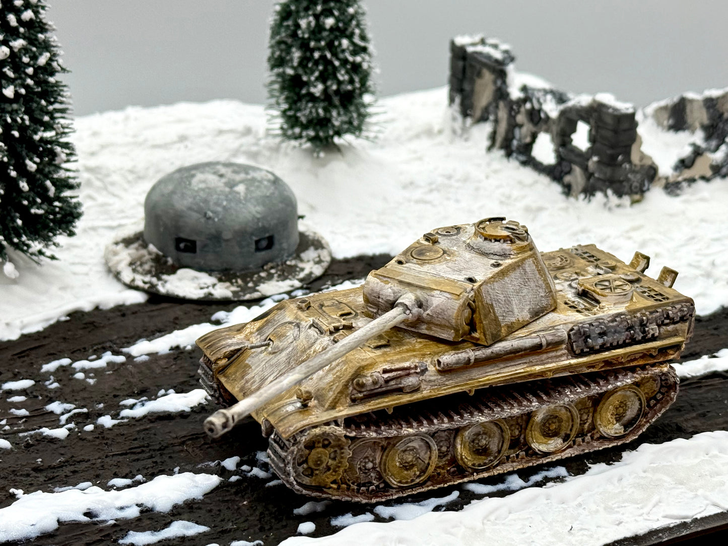 Panther Tank #010
