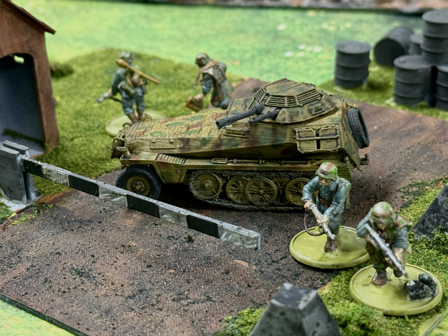 Checkpoint + Sdkfz 250 + Fuel Depot