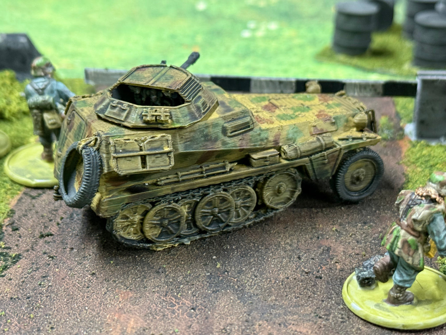 Checkpoint + Sdkfz 250 + Fuel Depot