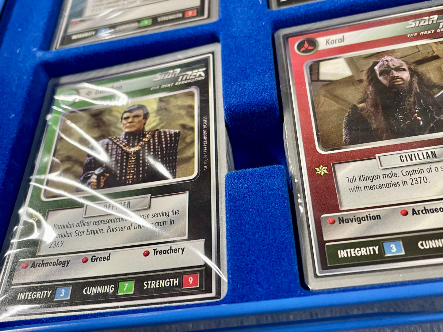 Star Trek CCG - 1E Collector’s Tin - Silver Border - FREE SHIPPING