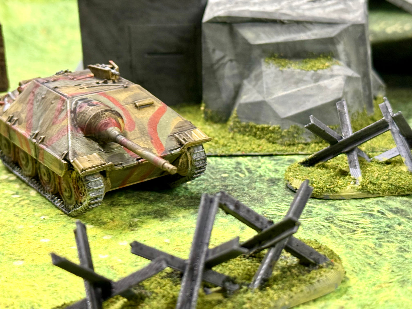 Bunker + Hetzer + Radio Opel + obstacles - LOT