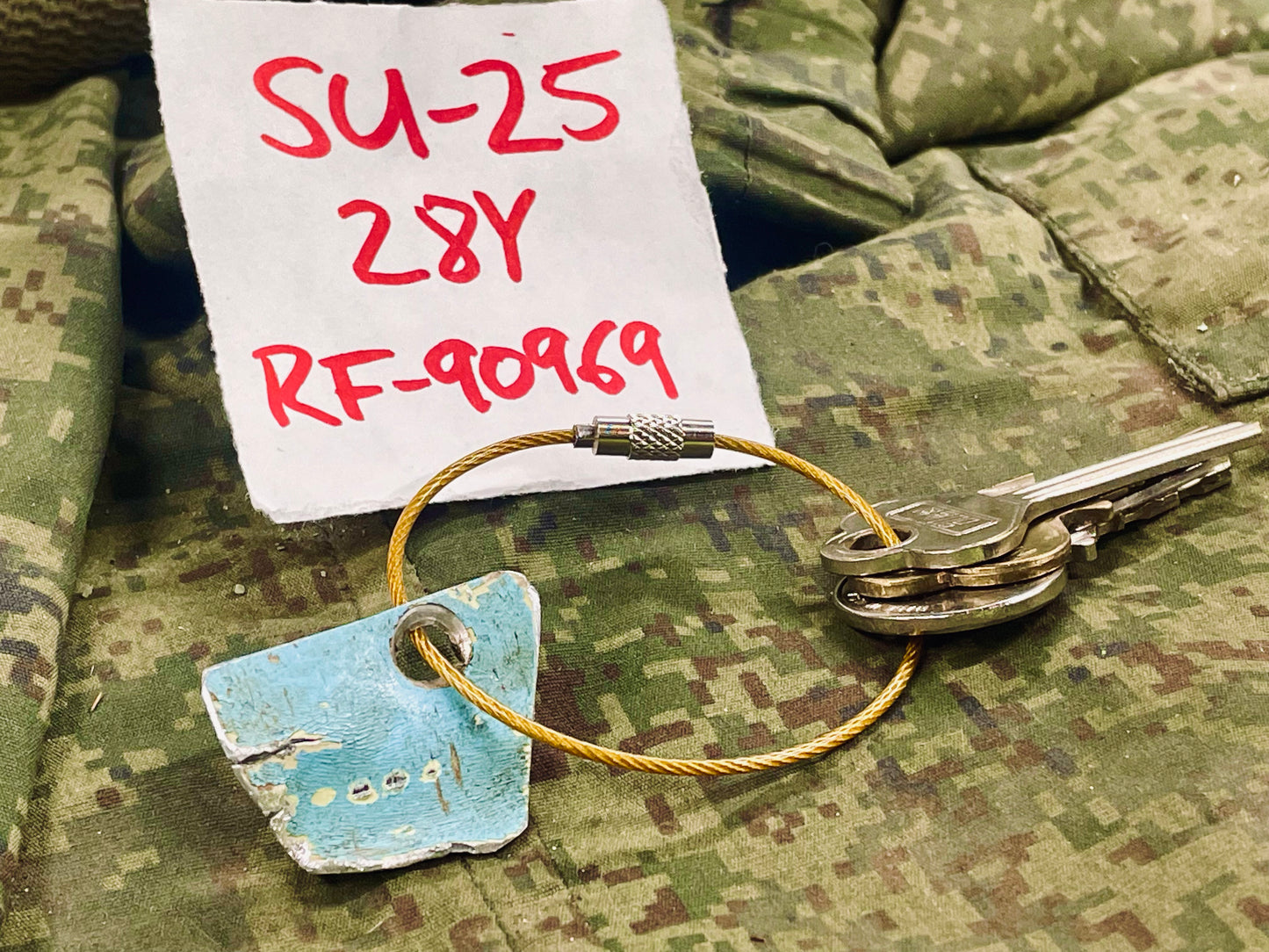 SU-25 (RF-90969 / 28 Y) Keychain #21