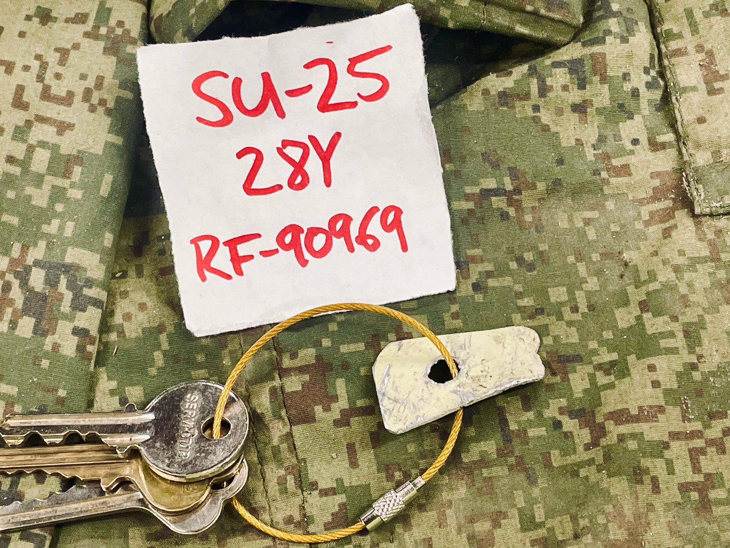 SU-25 (RF-90969 / 28 Y) Keychain #22 —FREE SHIPPING