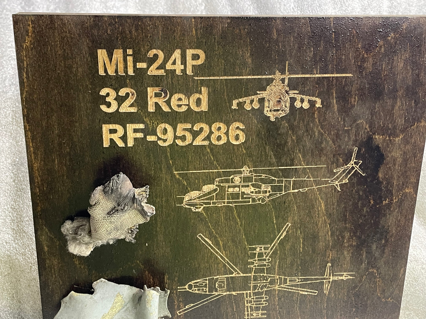 Mi-24P RF-95286, 32 R (Red) - Plaque 2 - XL — FREE SHIPPING