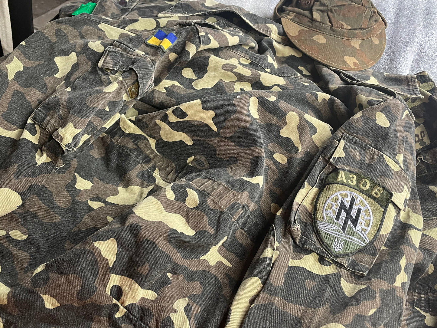 Azov Battalion Veteran Top + Cap w/patches