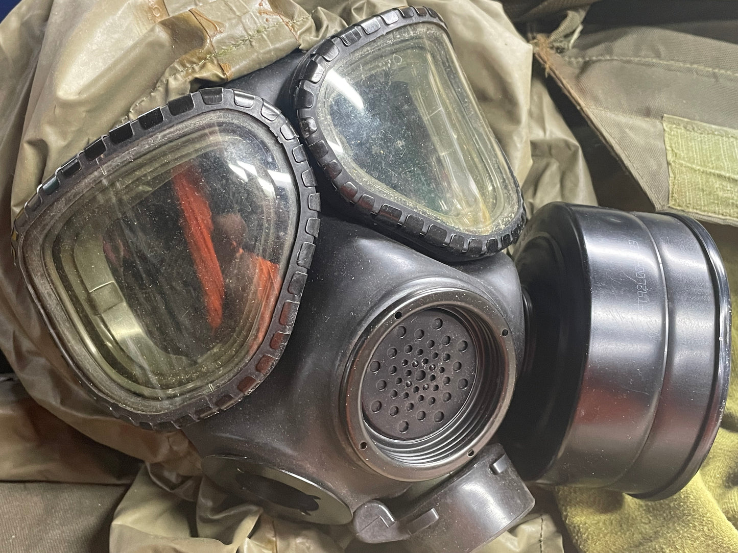 M40 CBRN NBC Gas Mask Package #11 - Size Small