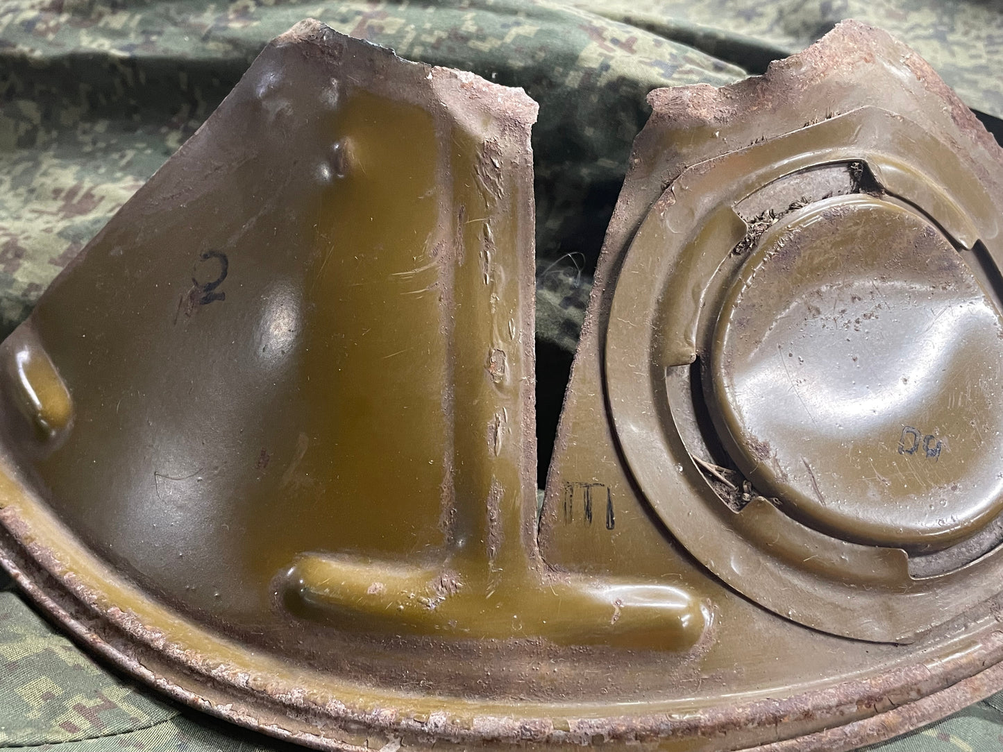 Russian IFV interior hatch component