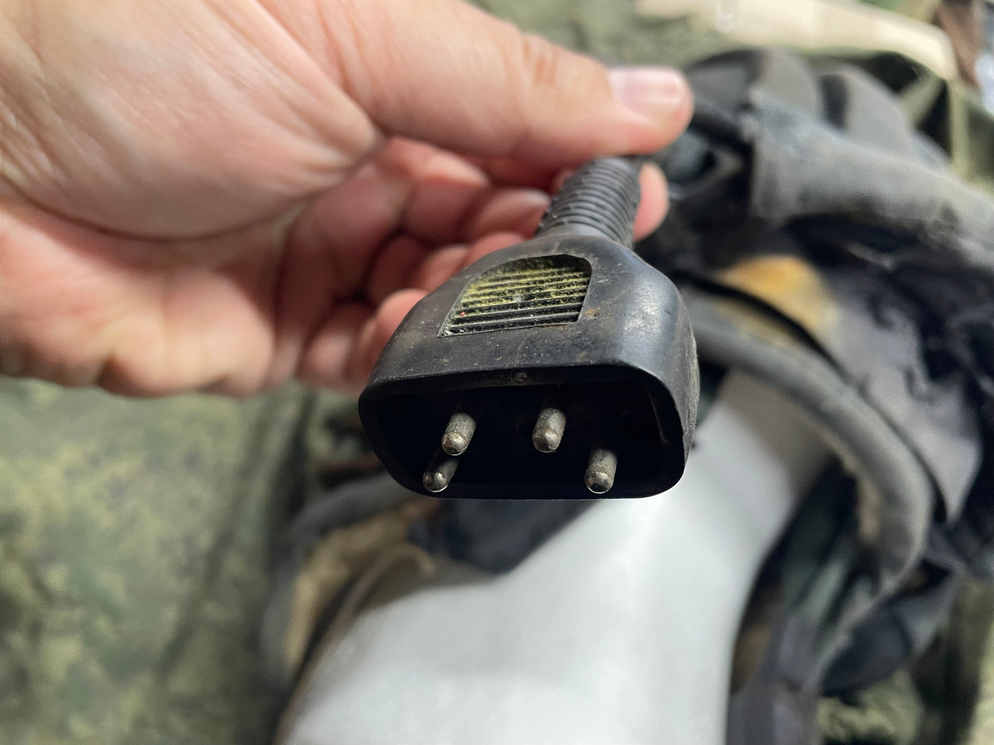 Russian Tankers Helmet w/Ribbon, Markings and Comms